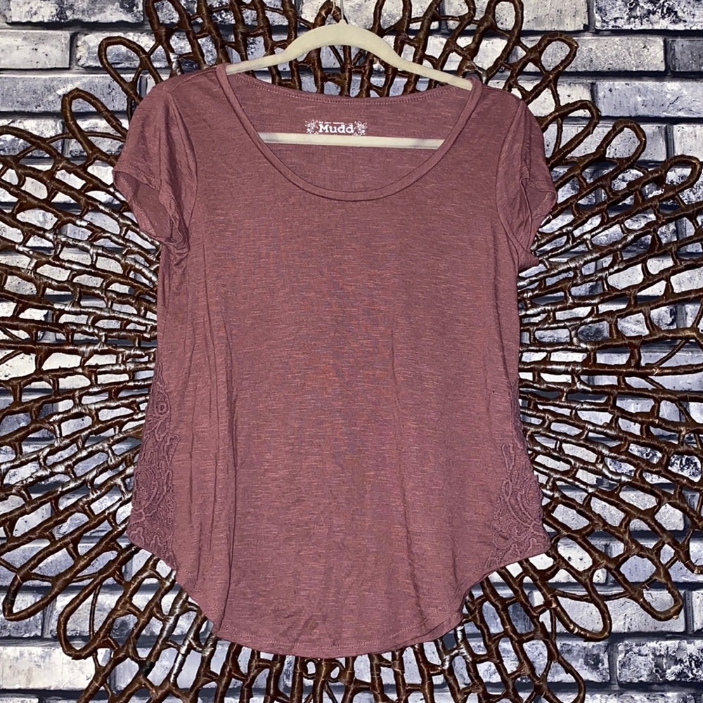 Mudd purple top lace high low M very cute!